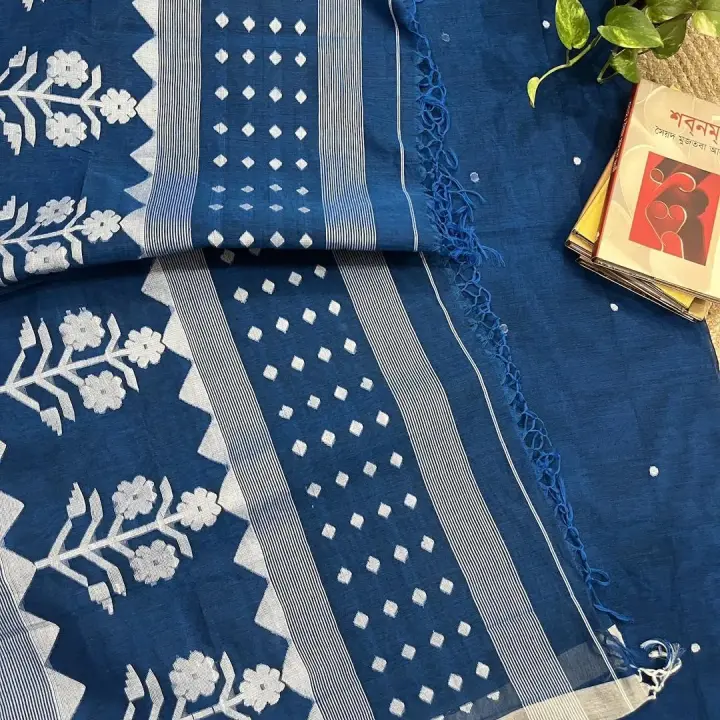 Portulika Saree
